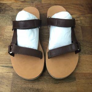 Teva Universal slide sandal size 9